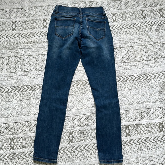 New York and Company Super Stretchy Skinny Jeans Size 6 - Picture 11 of 12